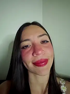 Snapshot of loveuu-bae chatting on 01/11/26, 02:40 loveuu-bae online show from 01/11/26, 02:40