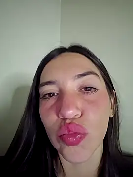 loveuu-bae online show from 04/11/26, 07:45