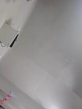 UncutHammer69 online show from 10/10/25, 03:24