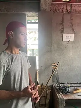 RetainedHound online show from 11/15/25, 03:49