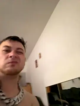 Snapshot of YOUR-Alpha chatting on 10/09/25, 04:51 YOUR-Alpha online show from 10/09/25, 04:51