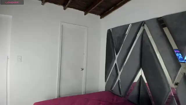 moonsweet1 online show from 11/23/25, 02:27