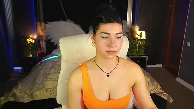 EmilyCandyy online show from 05/08/26, 06:17