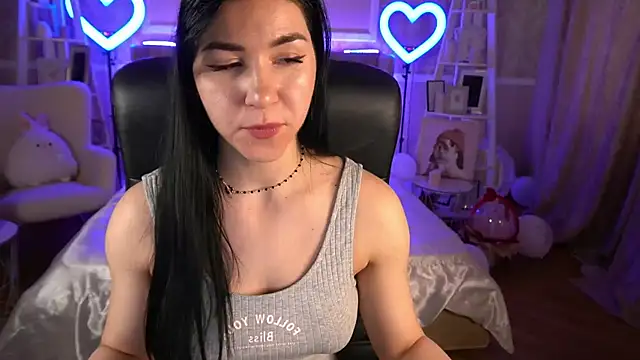 Snapshot of EmilyCandyy chatting on 03/04/25, 12:44 EmilyCandyy online show from 03/04/25, 12:44