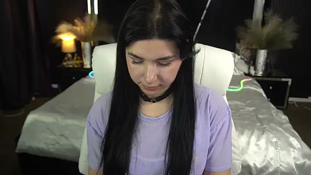 Snapshot of EmilyCandyy chatting on 11/15/25, 07:12 EmilyCandyy online show from 11/15/25, 07:12