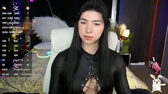 EmilyCandyy online show from 04/11/26, 06:21