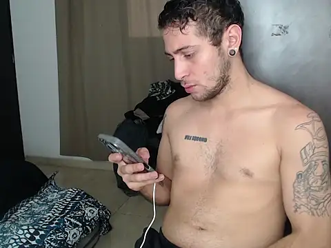 stevensanchez99 online show from 04/29/26, 04:55