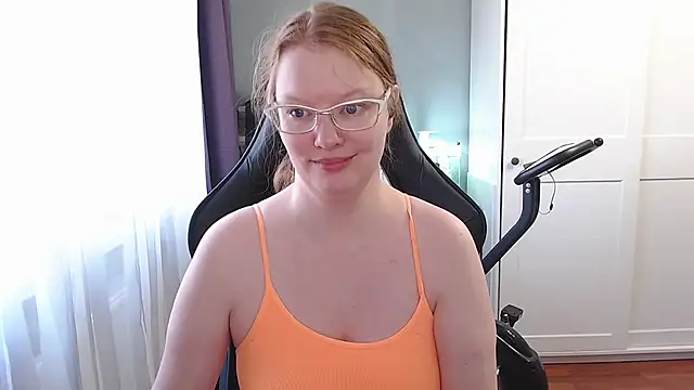 Snapshot of Lady_Inari chatting on 09/30/25, 05:02 Lady Inari online show from 09/30/25, 05:02