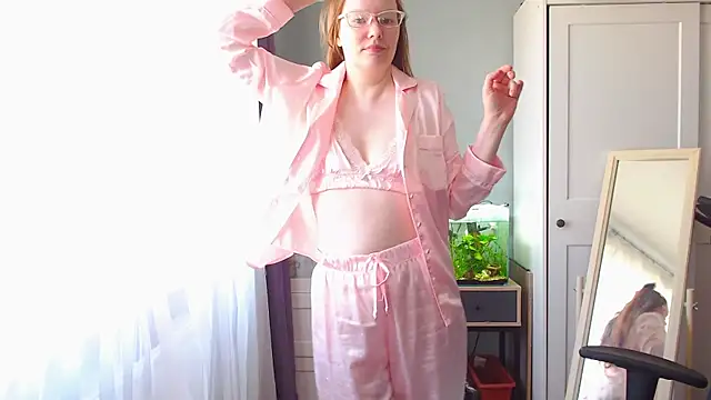 Lady Inari online show from 06/14/26, 06:58