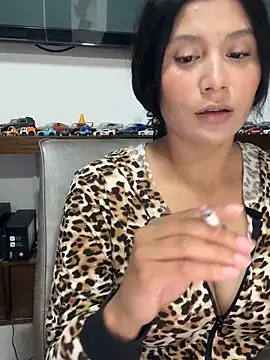 kinky milaxh online show from 12/15/25, 10:59