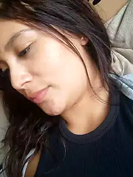 Snapshot of kinky_mila@xh chatting on 01/19/25, 11:21 kinky milaxh online show from 01/19/25, 11:21