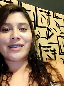Snapshot of kinky_mila@xh chatting on 02/09/25, 01:33 kinky milaxh online show from 02/09/25, 01:33