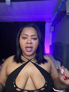 Snapshot of yanza2002 chatting on 02/11/26, 11:37 yanza2002 online show from 02/11/26, 11:37