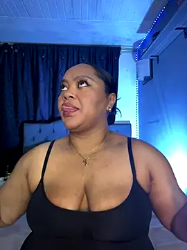 yanza2002 online show from 10/18/25, 12:01