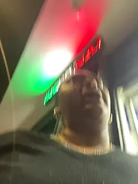 yanza2002 online show from 11/12/25, 11:52