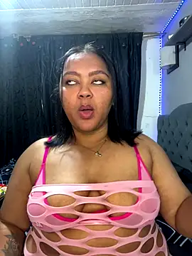 yanza2002 online show from 11/24/25, 11:27