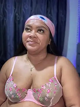 yanza2002 online show from 03/09/25, 11:14