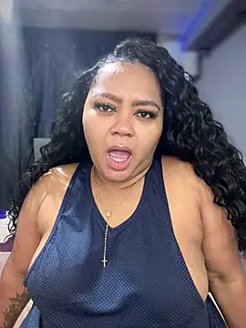 yanza2002 online show from 01/26/25, 12:58