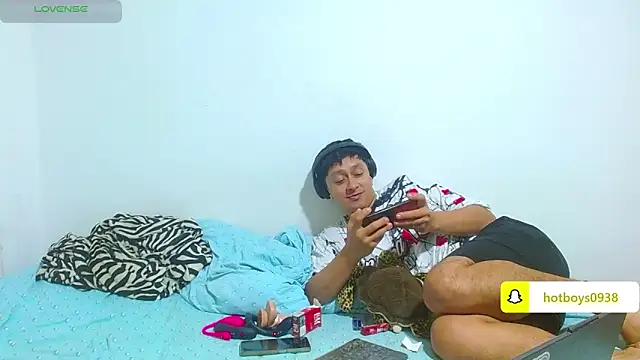 biglatin80 online show from 10/22/25, 08:19