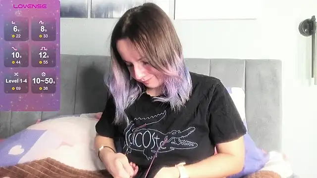 Snapshot of MilaniaCute chatting on 12/01/25, 03:46 MilaniaCute online show from 12/01/25, 03:46