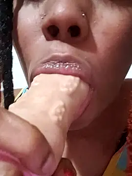 HONEYSWEETS LIVE online show from 03/05/26, 03:58