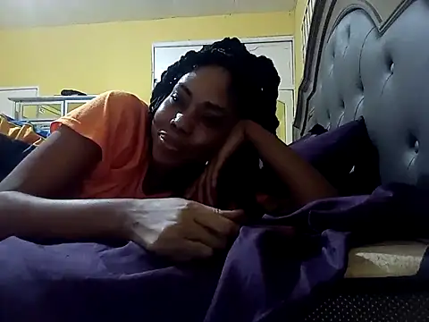 HONEYSWEETS LIVE online show from 03/10/25, 03:56