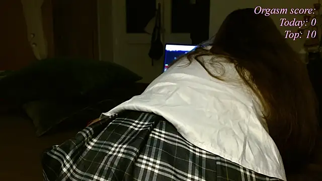 victoria97 online show from 11/02/25, 12:26