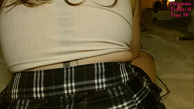 victoria97 online show from 10/04/25, 09:49