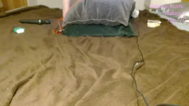 victoria97 online show from 11/02/25, 10:26