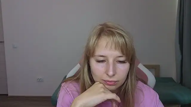 Jessy Ginger online show from 10/01/25, 12:31