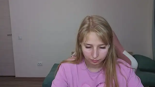 Jessy Ginger online show from 09/24/25, 02:23