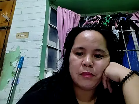 Snapshot of AasianAngelEyesXX chatting on 12/15/25, 05:08 AasianAngelEyesXX online show from 12/15/25, 05:08