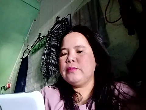 Snapshot of AasianAngelEyesXX chatting on 01/14/26, 02:37 AasianAngelEyesXX online show from 01/14/26, 02:37