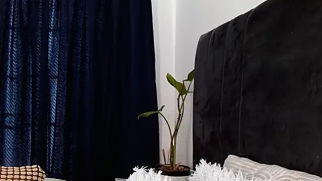 SoftRosee online show from 04/29/26, 05:55
