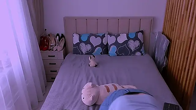 sabrinamacmarren online show from 05/22/26, 10:24