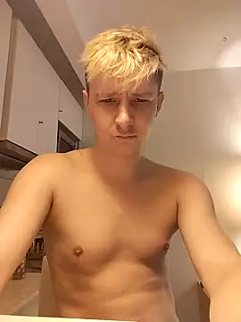 Snapshot of twinksbadboyhot chatting on 03/01/25, 03:49 twinksbadboyhot online show from 03/01/25, 03:49