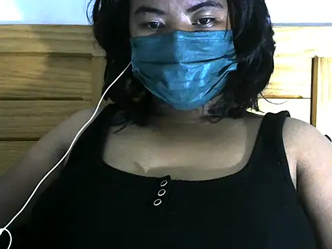 Snapshot of Artinah22 chatting on 09/12/25, 07:35 Artinah22 online show from 09/12/25, 07:35