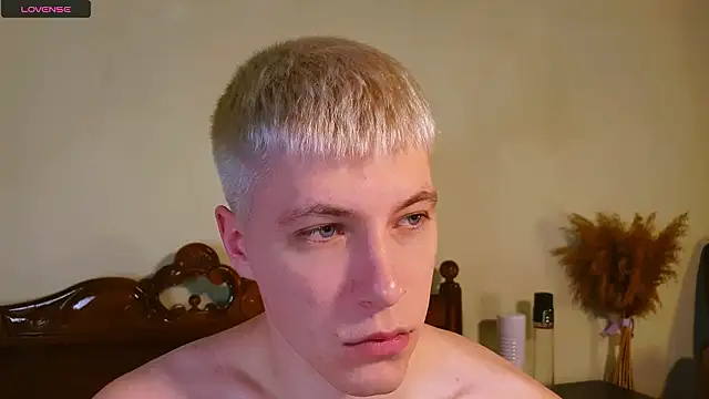 -ethan7inches- online show from 03/13/26, 01:54