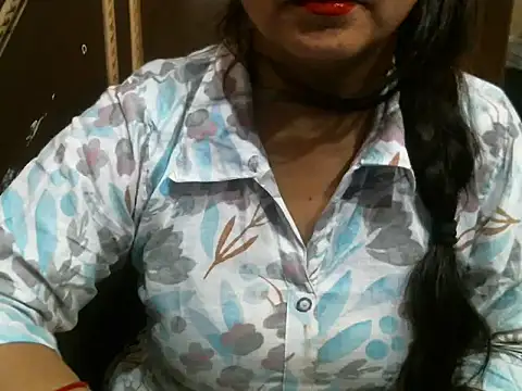 Snapshot of UrsMansi chatting on 10/07/25, 09:16 UrsMansi online show from 10/07/25, 09:16