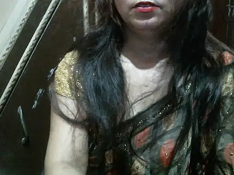 Snapshot of UrsMansi chatting on 09/24/25, 05:25 UrsMansi online show from 09/24/25, 05:25