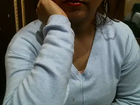 Snapshot of UrsMansi chatting on 02/09/25, 10:00 UrsMansi online show from 02/09/25, 10:00