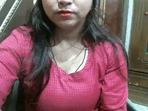 Snapshot of UrsMansi chatting on 01/15/25, 05:08 UrsMansi online show from 01/15/25, 05:08