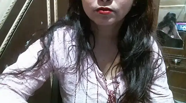 Snapshot of UrsMansi chatting on 03/11/25, 01:16 UrsMansi online show from 03/11/25, 01:16