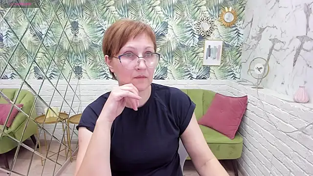 Snapshot of Paris_Cherry chatting on 01/29/25, 08:14 Paris Cherry online show from 01/29/25, 08:14