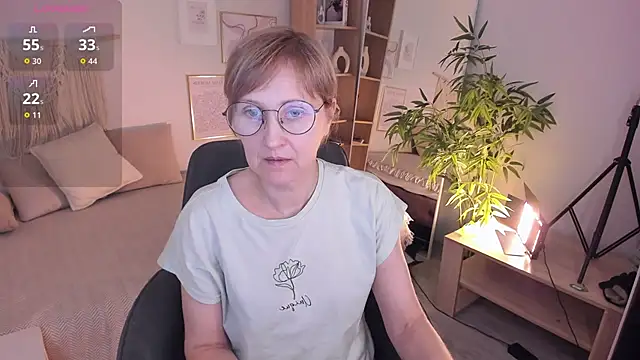 Paris Cherry online show from 01/17/26, 12:31