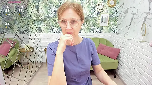 Paris Cherry online show from 12/16/25, 05:44