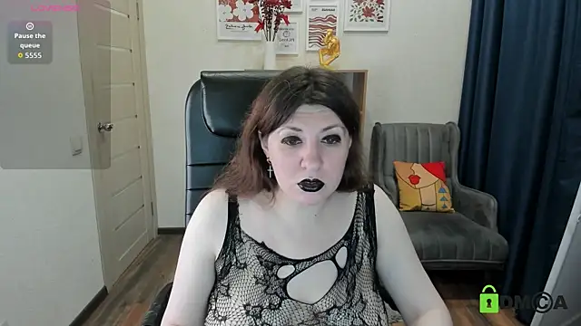 Snapshot of Black_Black_Rose chatting on 06/27/26, 08:15 Black Black Rose online show from 06/27/26, 08:15