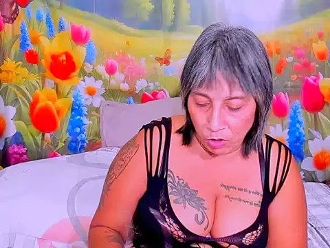 indianroxy online show from 04/14/26, 07:19