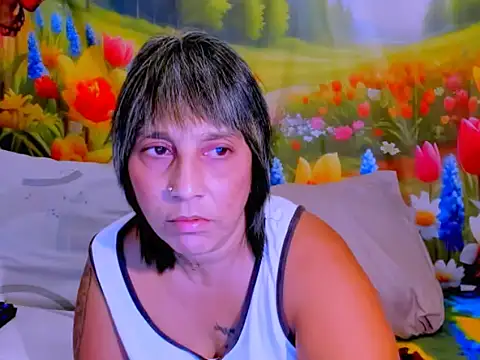 indianroxy online show from 04/28/26, 04:17