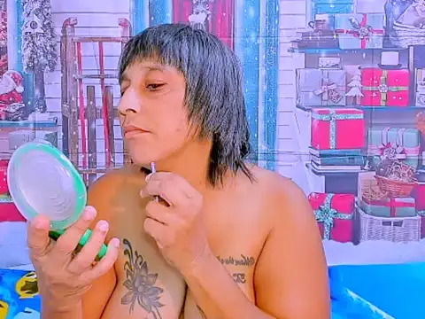 indianroxy online show from 12/20/25, 06:27